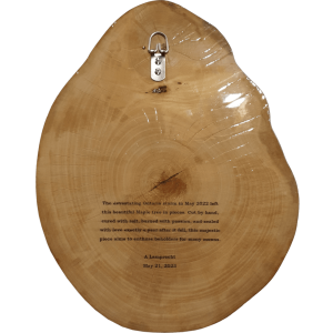 Timber Wolf Handcrafted Maple Wood Slice back