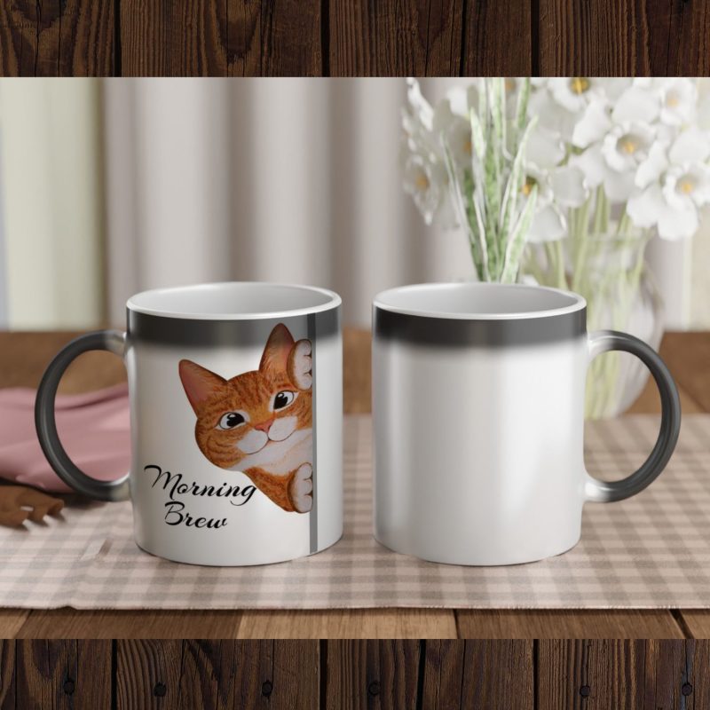 Colour-changing mug with ginger cat and customizable text